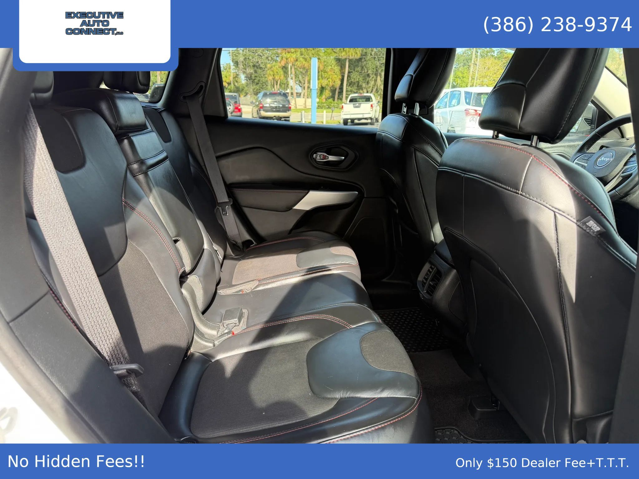 Used 2017 Jeep Cherokee Trailhawk w/ Comfort/Convenience Group AWD/4WD image 14