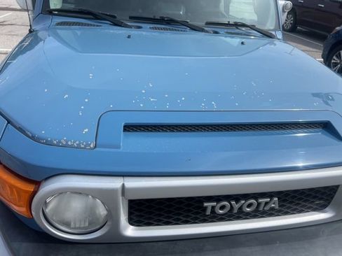 Used 2011 Toyota FJ Cruiser 4WD w/ Convenience Pkg image 6