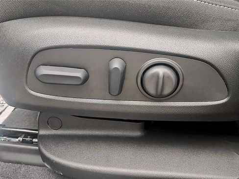 New 2025 Chevrolet Blazer LT w/ Redline Edition image 25