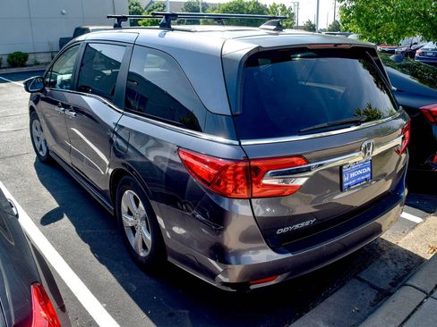 Used 2018 Honda Odyssey EX-L image 18