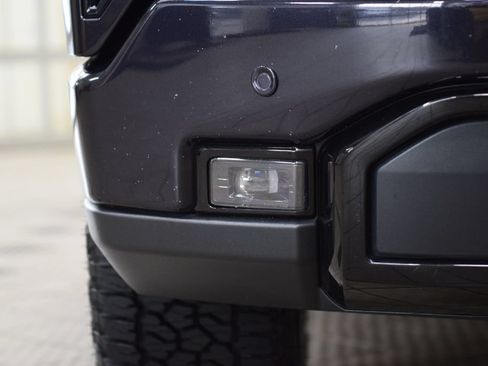 Used 2023 GMC Sierra 1500 AT4 w/ AT4 Premium Package AWD/4WD image 13