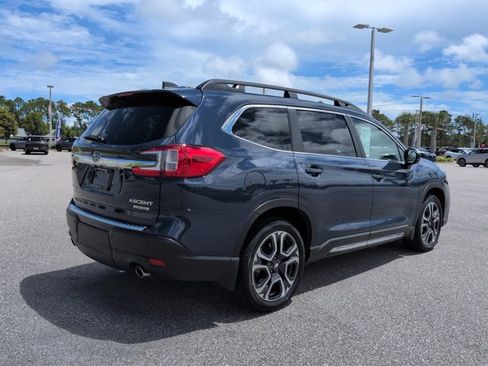 Used 2025 Subaru Ascent Limited w/ Popular Package #1 AWD/4WD image 5