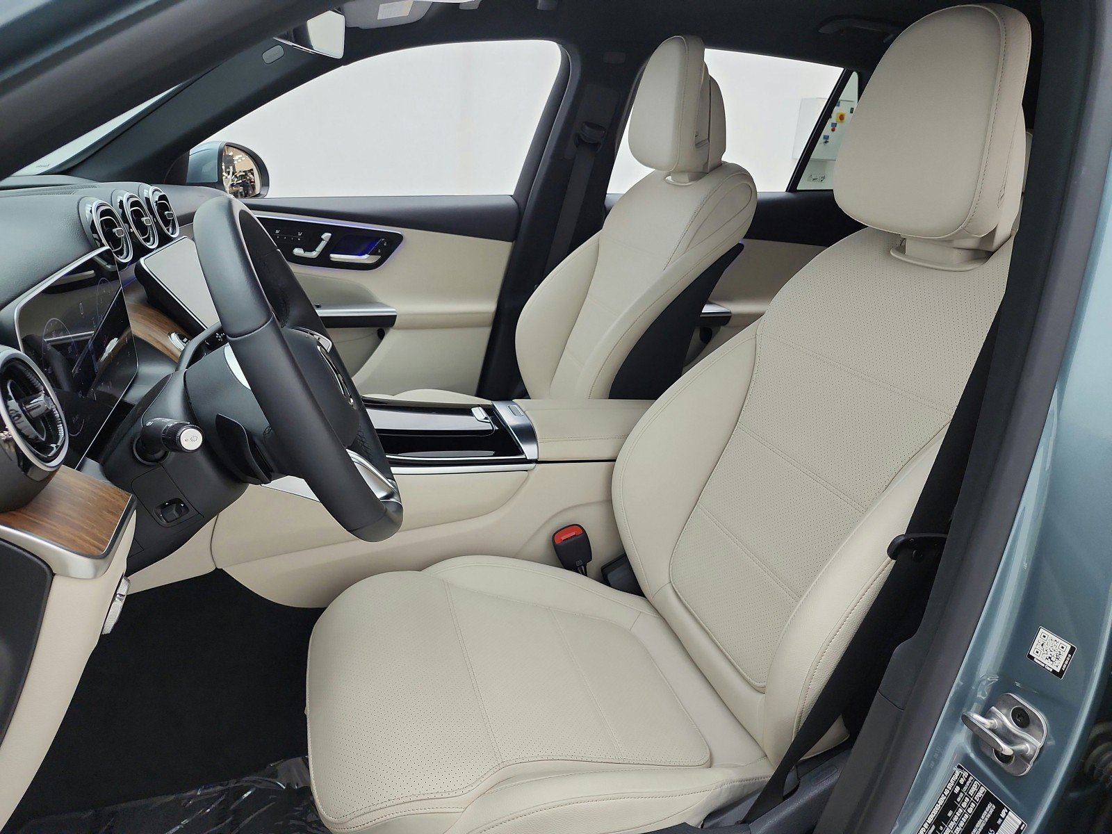 Certified 2026 Mercedes-Benz GLC 300 image 16
