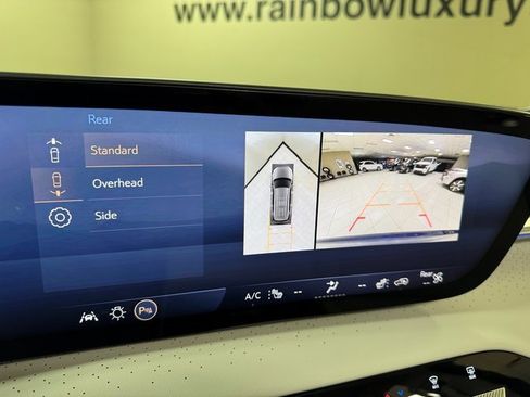 Used 2025 Buick Enclave Avenir w/ LPO, Floor Liner Package image 16