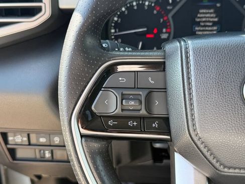 Used 2023 Toyota Tundra SR5 AWD/4WD image 17