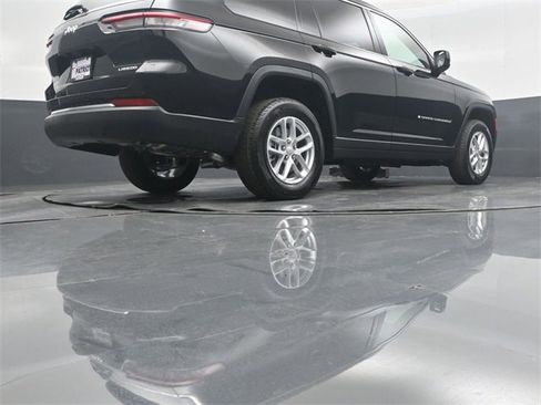 New 2025 Jeep Grand Cherokee L Laredo w/ Luxury Tech Group I image 40