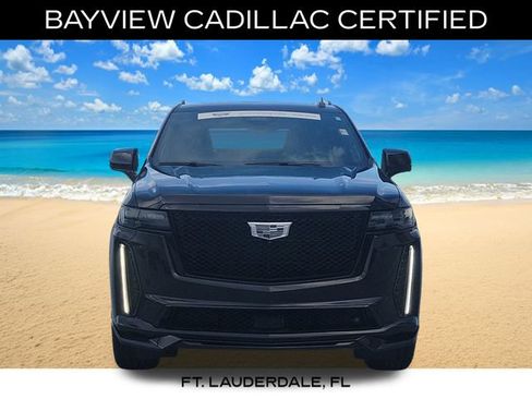 Certified 2023 Cadillac Escalade V w/ LPO, ONYX Package AWD/4WD image 10