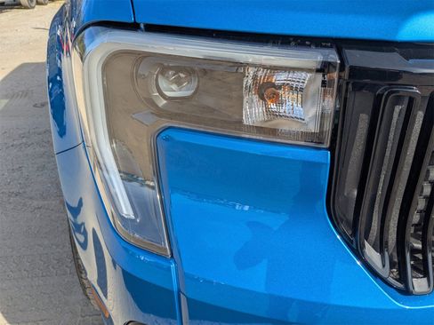 New 2026 Ford Maverick Lobo image 10