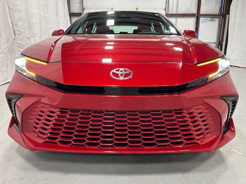 Used 2026 Toyota Camry XSE FWD image 2