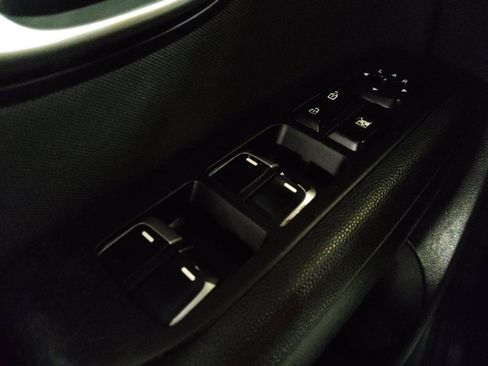 Used 2019 Kia Soul FWD image 27