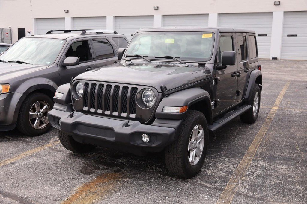 Used 2019 Jeep Wrangler Unlimited Sport S AWD/4WD image 4
