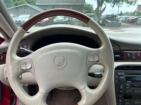 Used 1998 Cadillac Seville STS w/ Heated Seats Pkg FWD image 14
