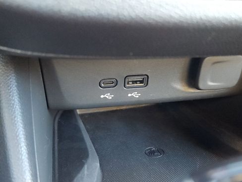 Used 2024 Buick Envista Sport Touring w/ Convenience I Package image 11