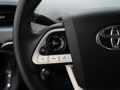 Used 2018 Toyota Prius Four w/ Advanced Technology Package FWD image 25