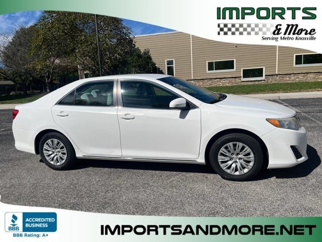 Used 2012 Toyota Camry LE FWD image 1