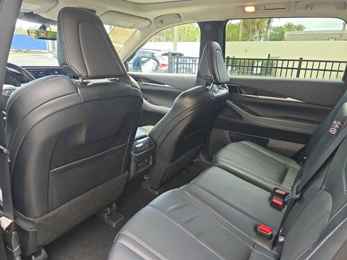 Used 2023 INFINITI QX60 Pure FWD image 13