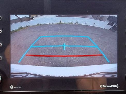 Used 2022 Toyota Camry SE w/ Carpet Mat Package (TMS) FWD image 36