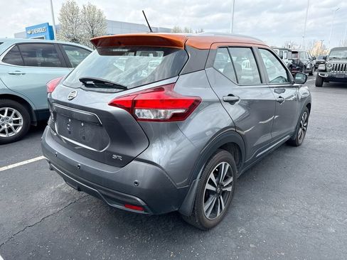 Used 2020 Nissan Kicks SR FWD image 3