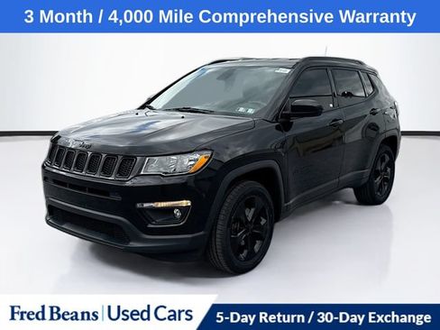 Used 2018 Jeep Compass Latitude AWD/4WD image 3