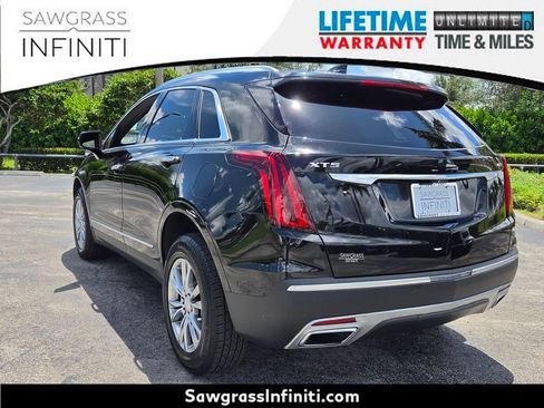 Used 2022 Cadillac XT5 Premium Luxury w/ Technology Package FWD image 12
