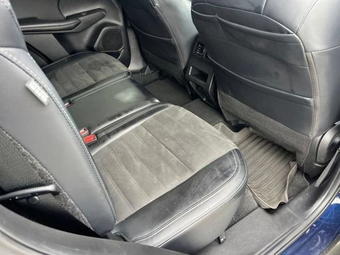 Used 2024 Mitsubishi Outlander SE Black Edition FWD image 30