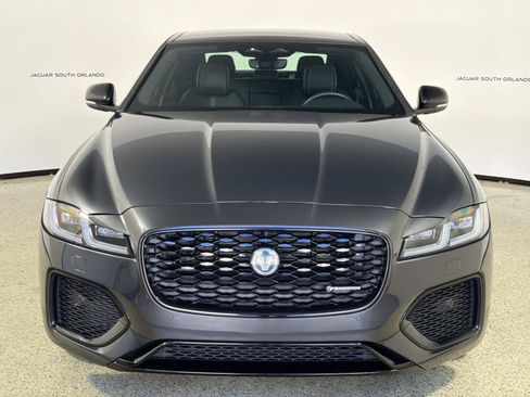 Used 2024 Jaguar XF R-Dynamic SE AWD/4WD image 8