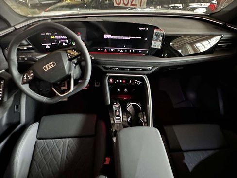 New 2025 Audi SQ5 Premium w/ Convenience Package image 14