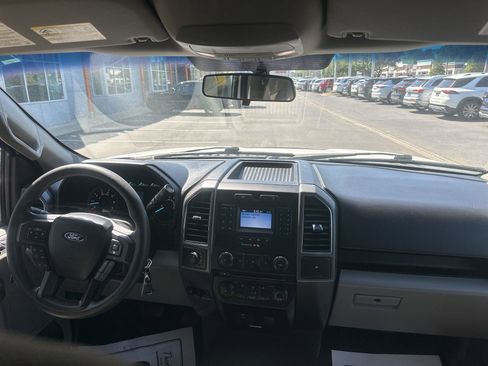 Used 2018 Ford F150 XLT image 12