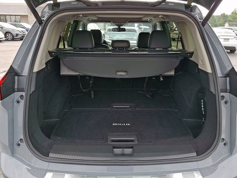 Used 2024 Nissan Rogue Platinum w/ Platinum Premium Package AWD/4WD image 29