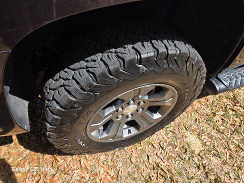 Used 2017 Chevrolet Tahoe LT image 11