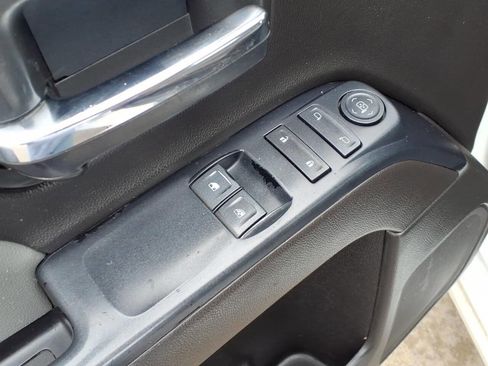 Used 2017 GMC Sierra 1500 2WD Regular Cab image 16