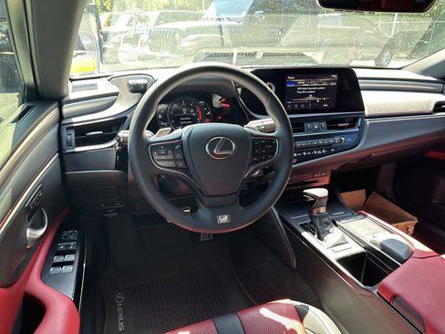 Used 2022 Lexus ES 350 F Sport w/ Accessory Package 2 FWD image 24