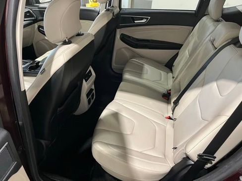 Used 2017 Ford Edge Titanium w/ Technology Package image 19