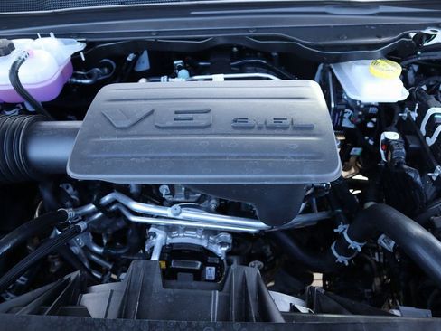 New 2026 RAM 1500 Express AWD/4WD image 18