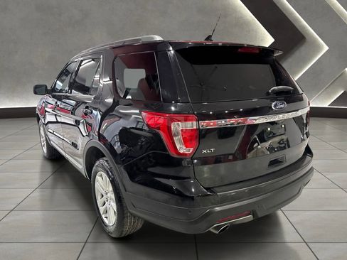 Used 2019 Ford Explorer XLT w/ Equipment Group 202A AWD/4WD image 5
