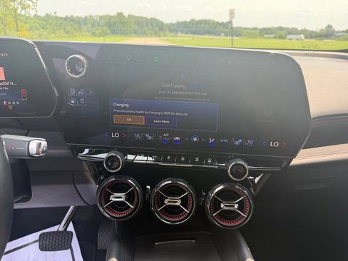 Used 2024 Chevrolet Blazer EV RS AWD/4WD image 37
