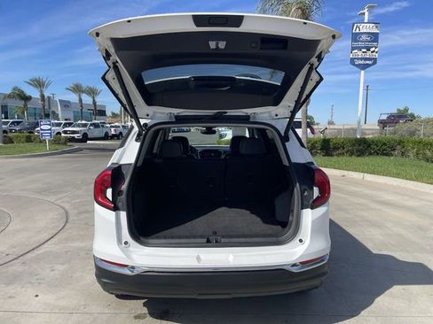 Used 2023 GMC Terrain SLT FWD image 25