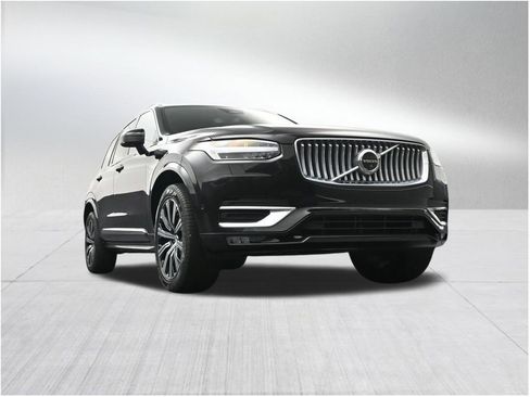 Used 2024 Volvo XC90 B6 Plus AWD/4WD image 31