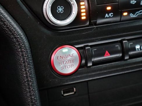 Used 2021 Ford Mustang Coupe image 6