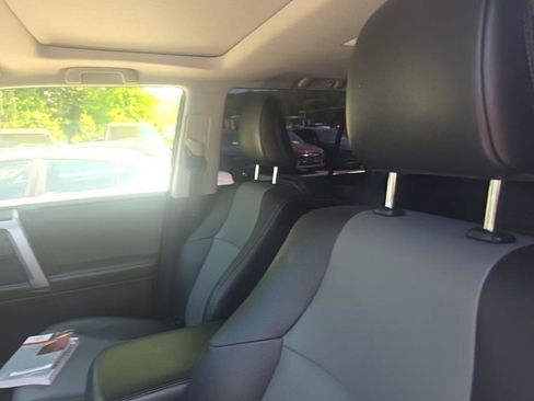 Used 2015 Toyota 4Runner SR5 Premium AWD/4WD image 13
