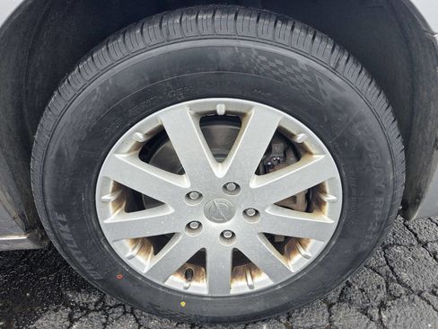 Used 2016 Chrysler Town & Country Touring image 27