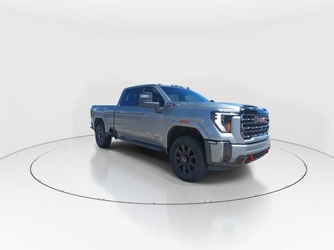 Used 2025 GMC Sierra 2500 AT4 w/ AT4 Premium Plus Package AWD/4WD image 2