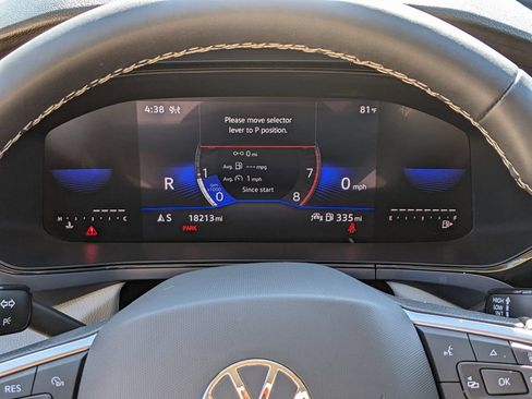 Certified 2023 Volkswagen Taos SE AWD/4WD image 14