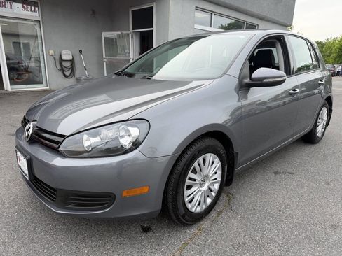 Used 2014 Volkswagen Golf 4-Door FWD image 3