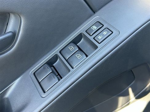 New 2026 Nissan Frontier S image 27