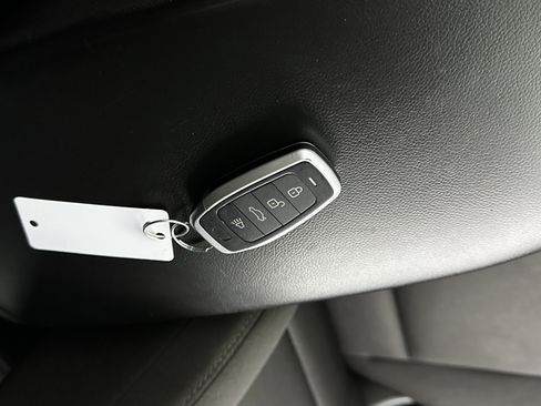 Used 2024 Chevrolet Malibu LS image 13