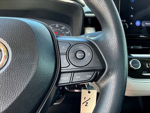 Used 2024 Toyota Corolla LE image 24