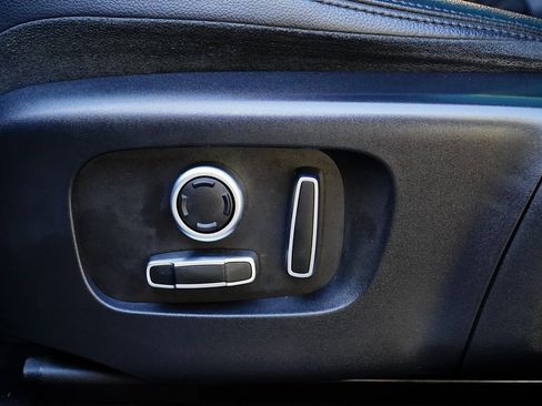 Used 2021 Land Rover Range Rover Evoque R-Dynamic S image 27