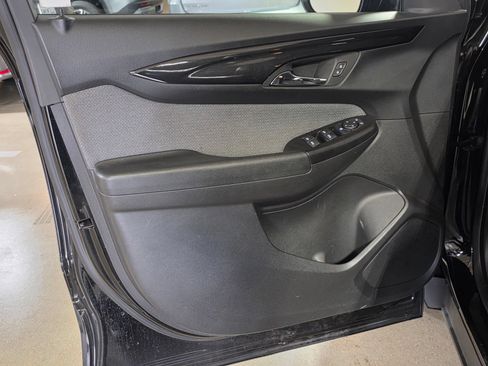 Used 2024 Chevrolet TrailBlazer LT FWD image 16