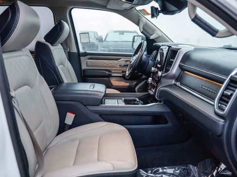 Used 2023 RAM 1500 Limited image 18